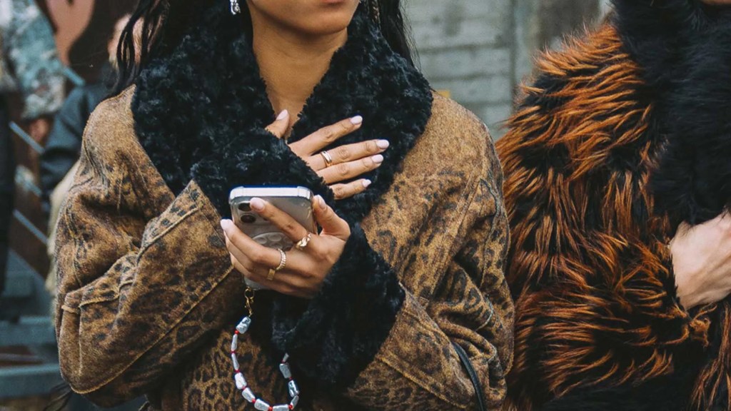 SATURACIÓN INFLUENCER: ¿ESTAMOS CANSADOS DE LA PUBLICIDAD&nbsp;DISFRAZADA?