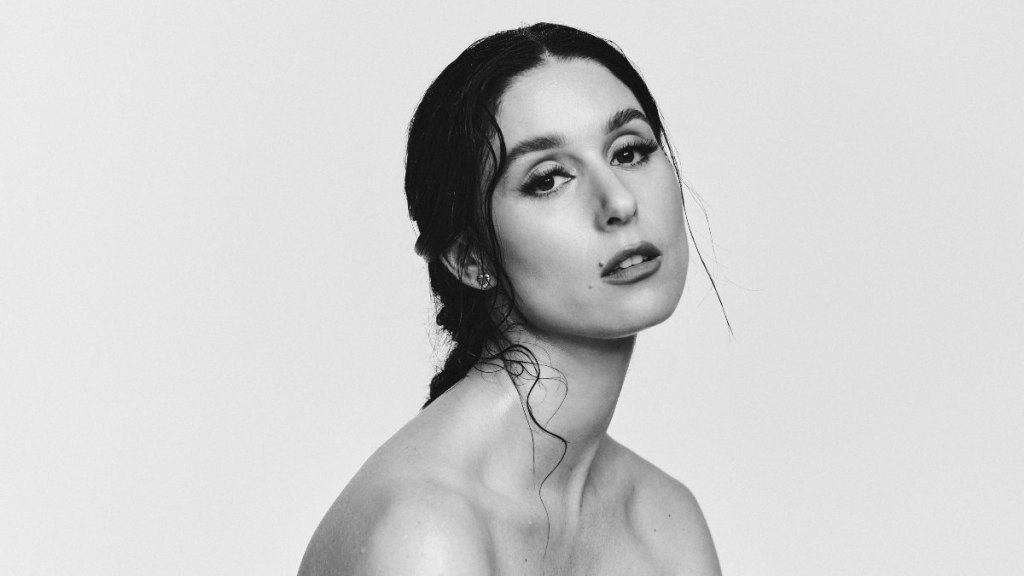 LATIN GRAMMYS 2024: ¿QUÉ CHILENAS ESTÁN&nbsp;NOMINADAS?