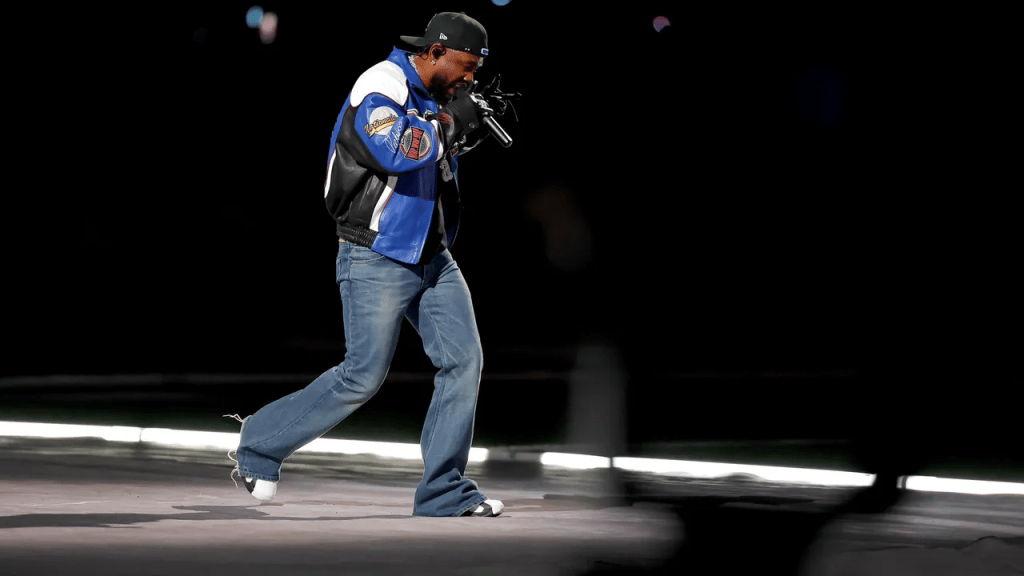 KENDRICK LAMAR: EL REGRESO DE LOS FLARE&nbsp;JEANS