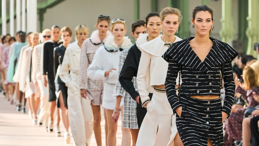 5 TENDENCIAS DE PARIS FASHION&nbsp;WEEK
