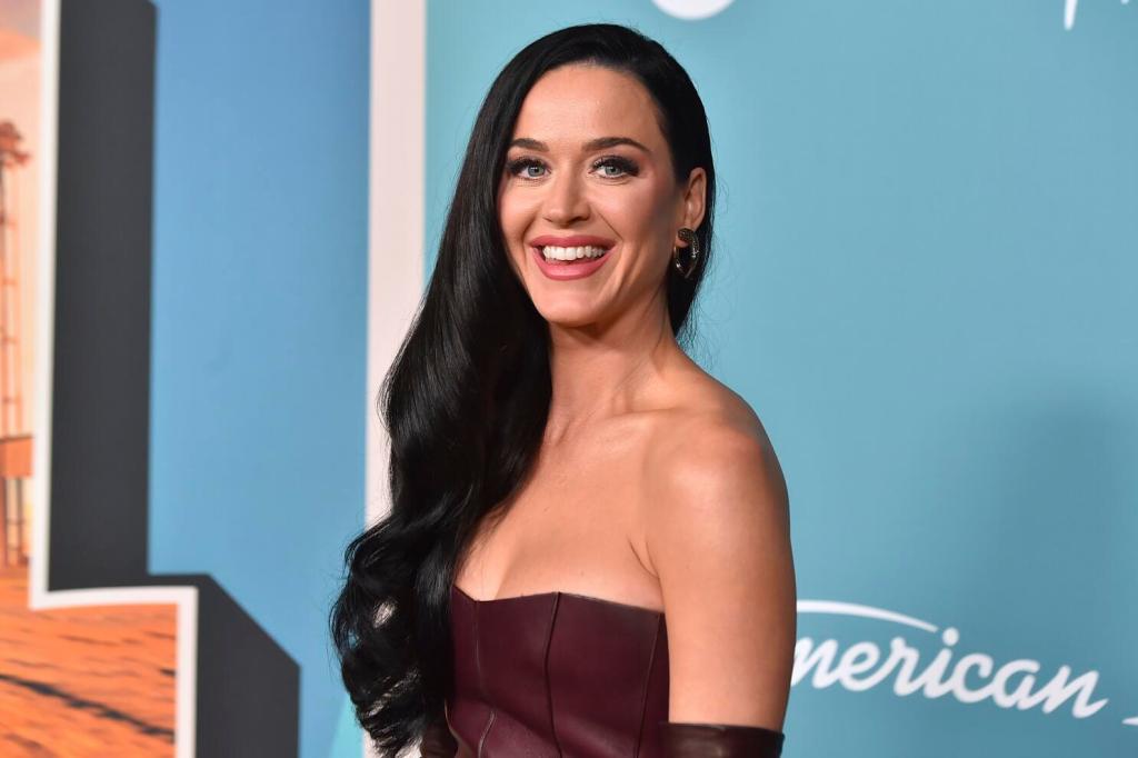 TODO SOBRE EL VIAJE DE KATY PERRY AL&nbsp;ESPACIO