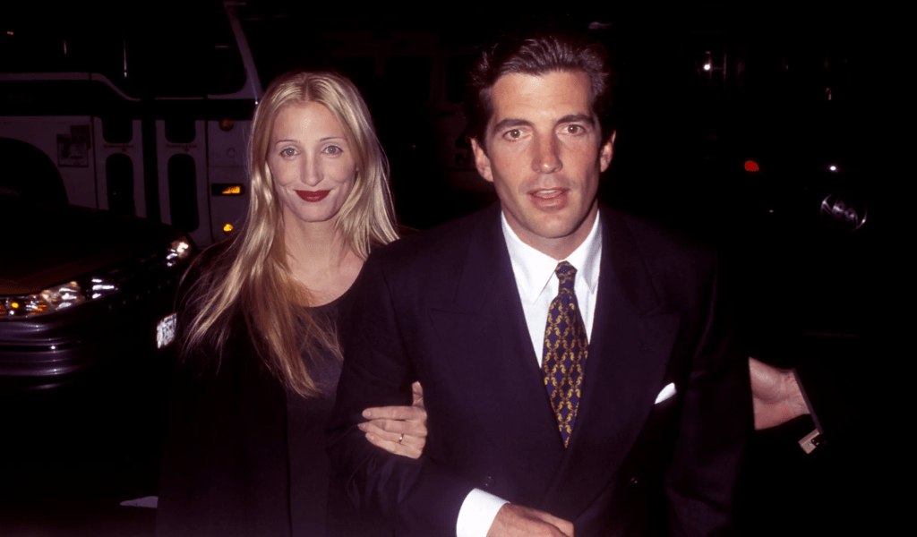 LA HISTORIA DE AMOR DE JFK JR. Y CAROLYN&nbsp;BESSETTE