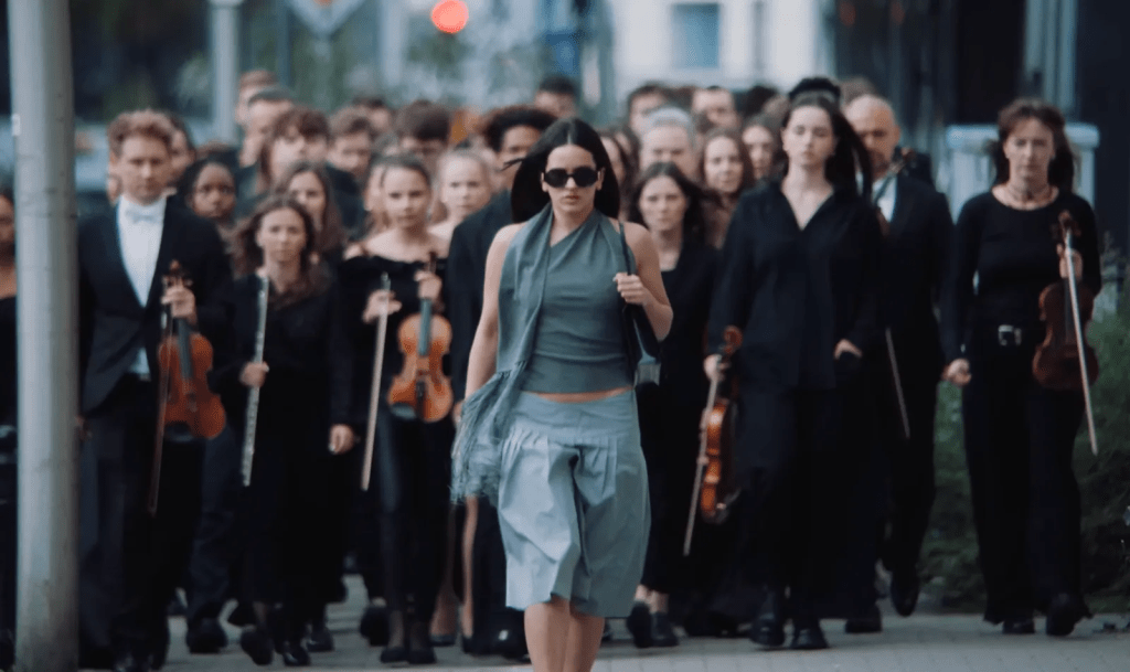 ASÍ SUENA (Y SE VE) LUX, EL ÁLBUM MÁS AMBICIOSO DE&nbsp;ROSALÍA